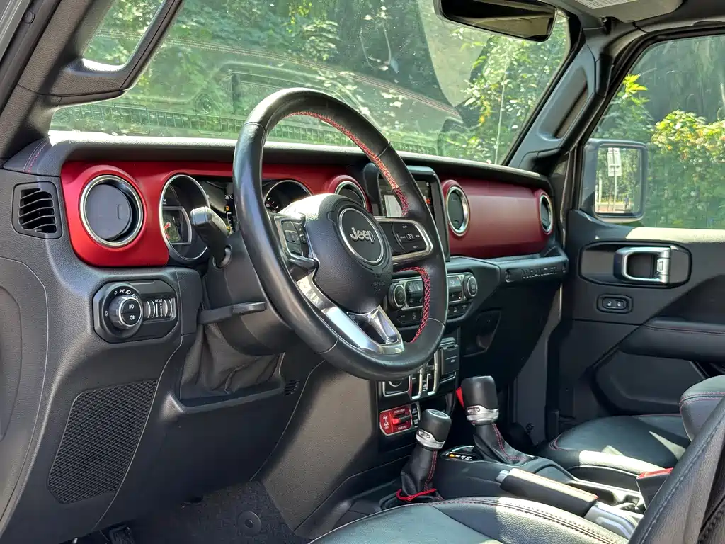 Jeep Wrangler — миниатюра 3