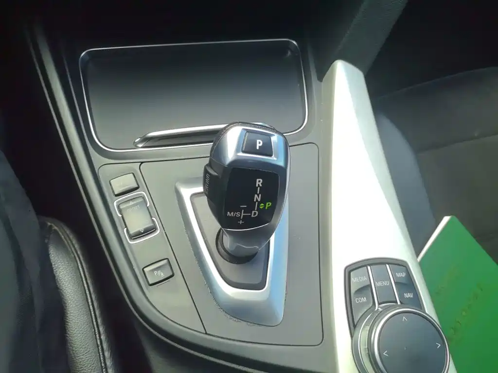 BMW 3 Series GT — миниатюра 16