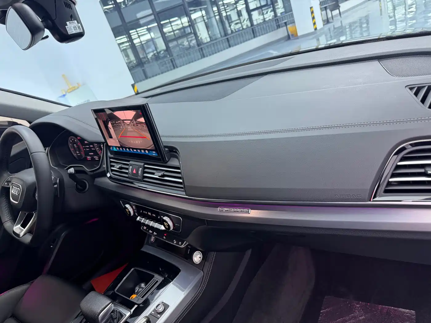 Audi Q5L id 4674362 из Китая 9