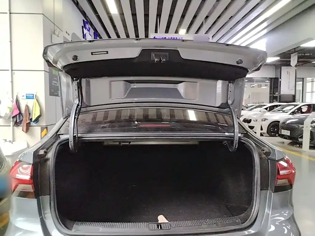Roewe i5 — миниатюра 19