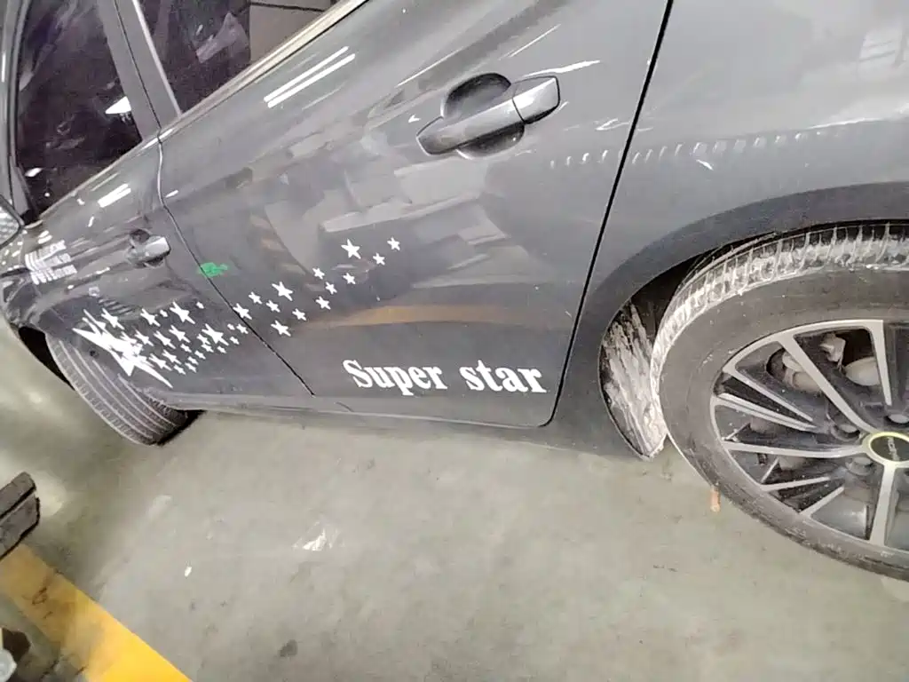 Roewe i5 — миниатюра 22