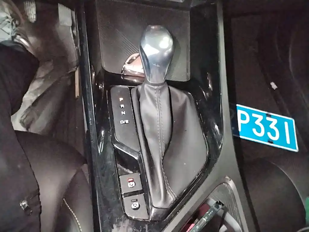 Roewe i5 — миниатюра 14