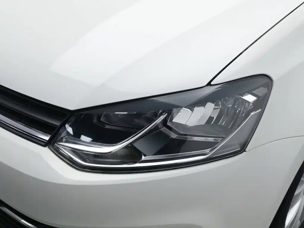 Volkswagen Polo — миниатюра 7