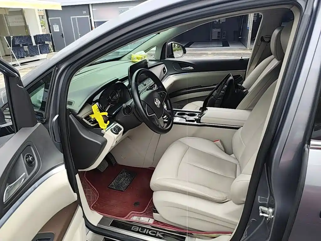 Buick GL8 — миниатюра 16