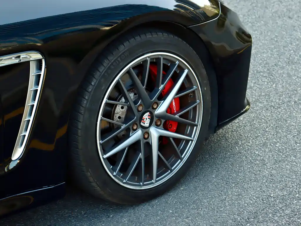 Porsche Panamera — миниатюра 5