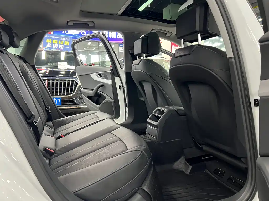 Audi A4L — миниатюра 8