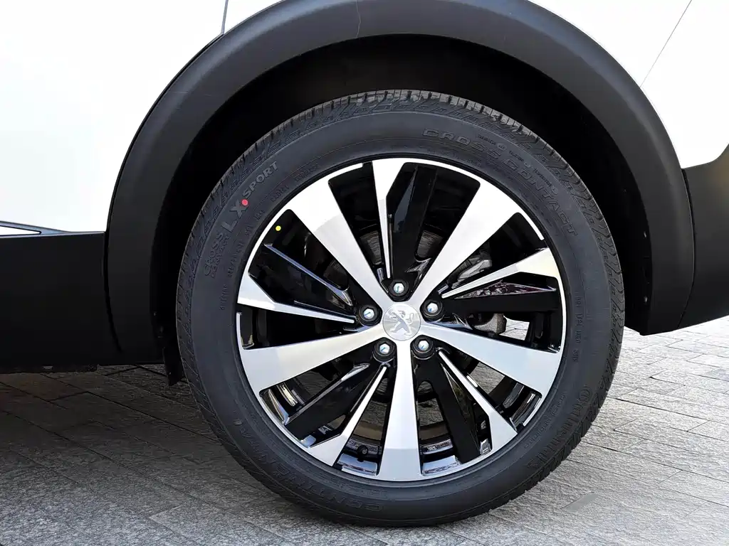 Peugeot 5008 — миниатюра 10