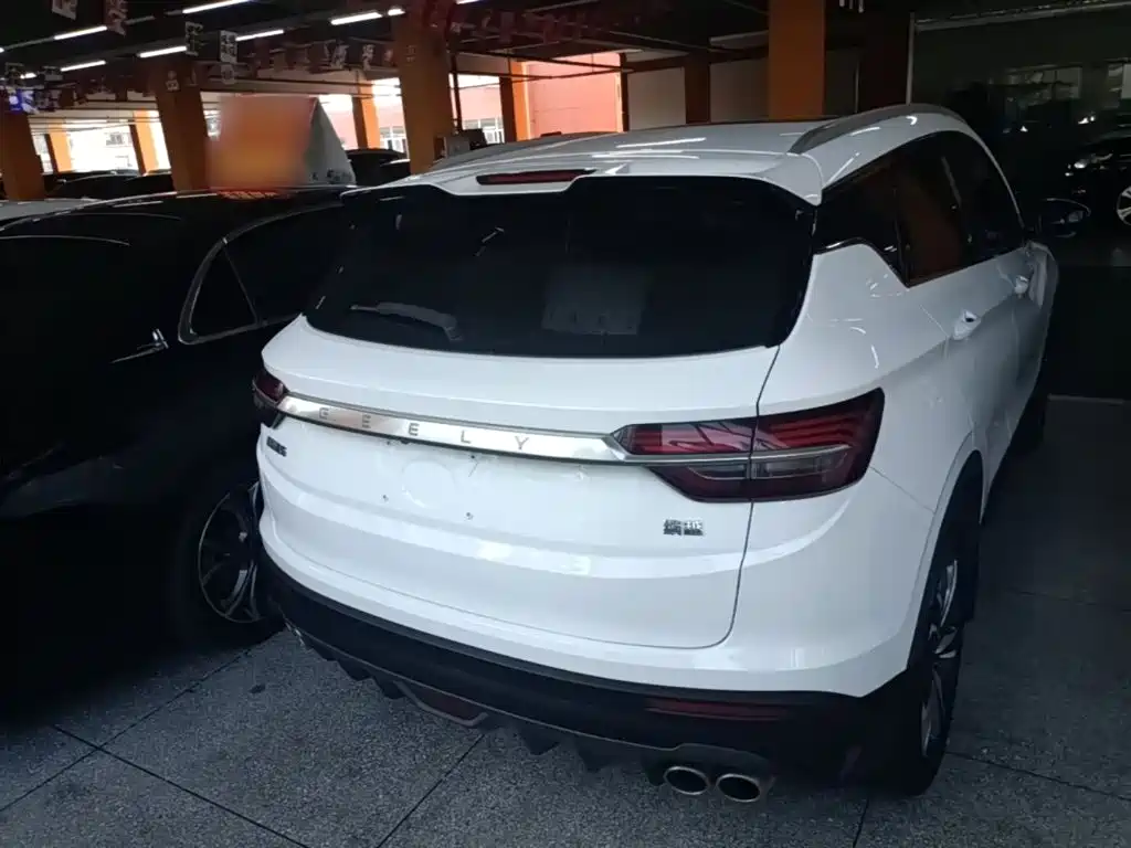 Geely Binyue — миниатюра 6