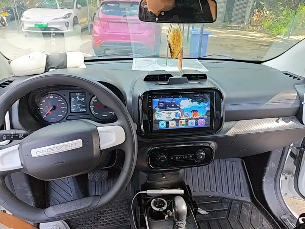 Roewe Clever — миниатюра 10