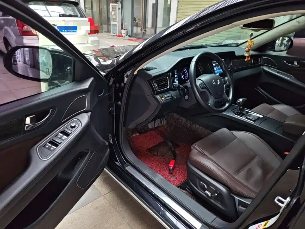 Hongqi Hongqi H7 — миниатюра 16