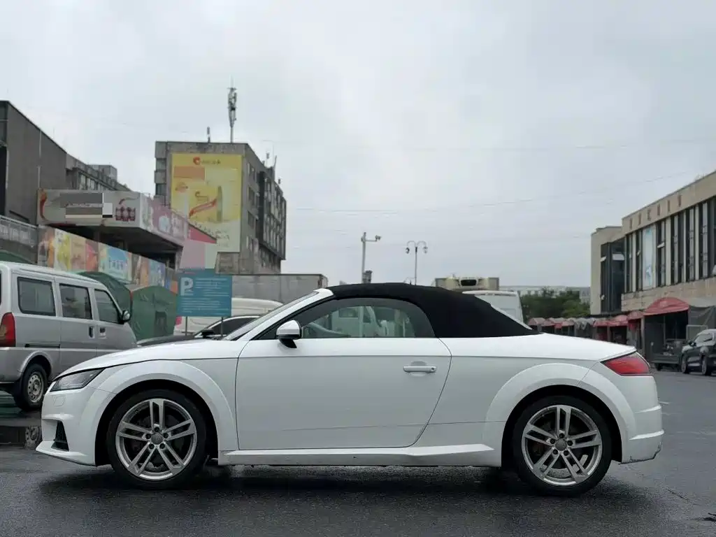 Audi TT — миниатюра 8