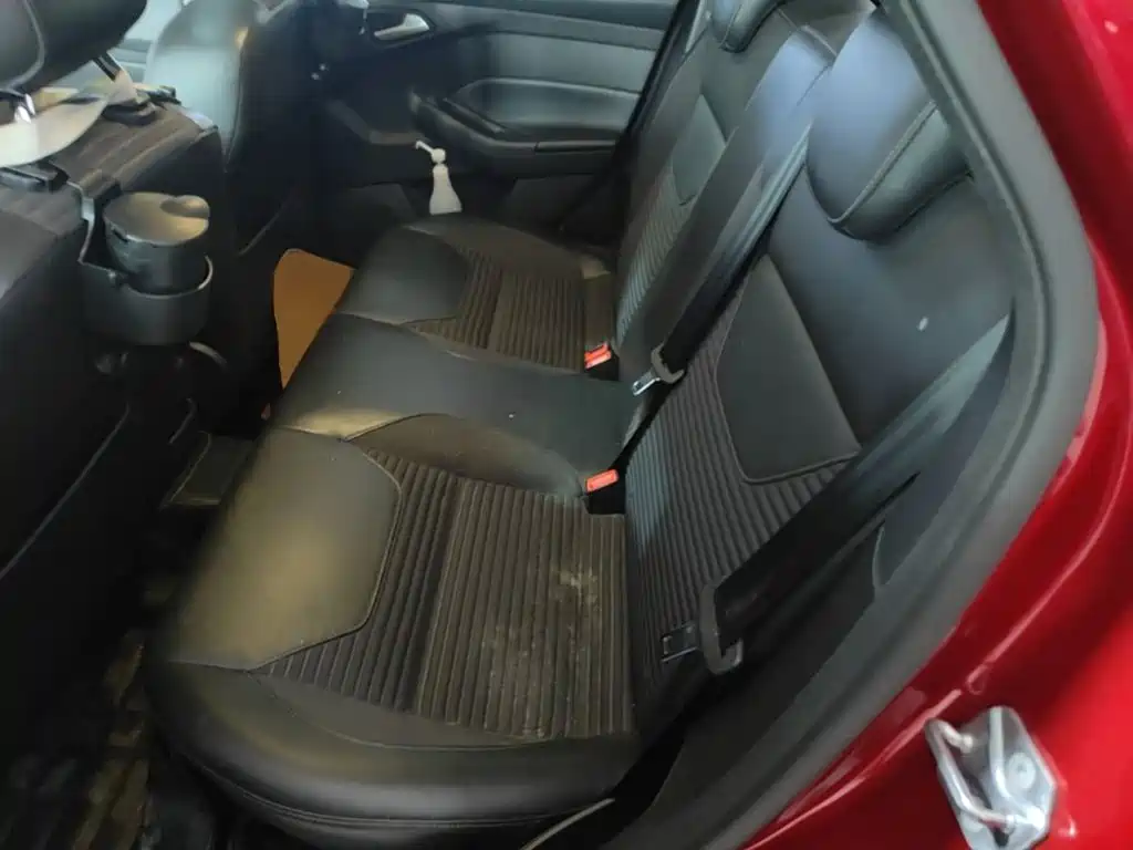 Ford Focus — миниатюра 17