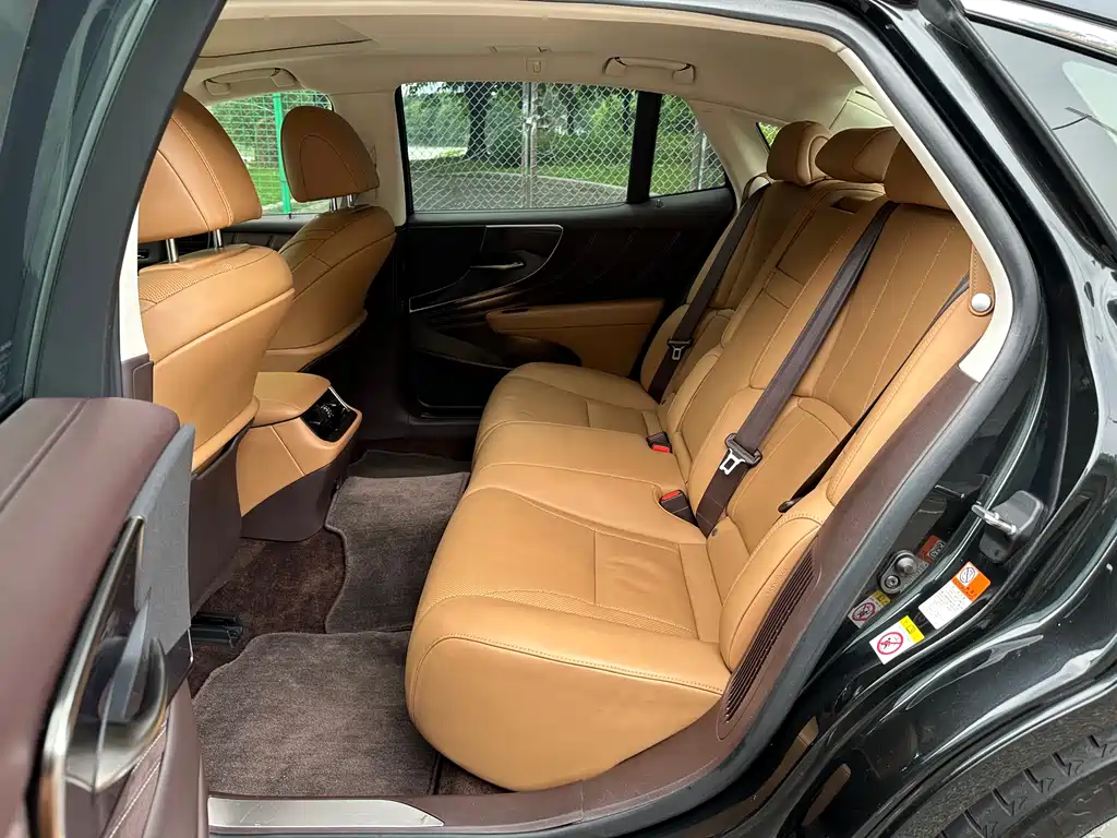 Lexus LS — фотографии объявления, Фото 13