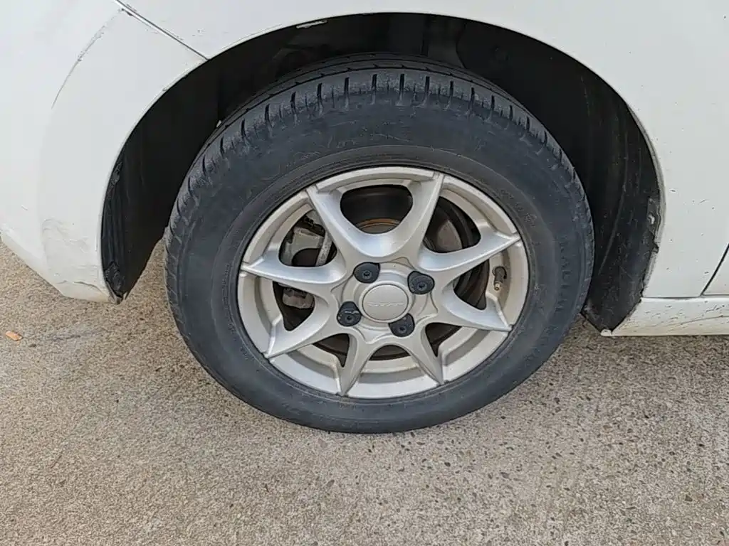 Roewe Clever — миниатюра 23