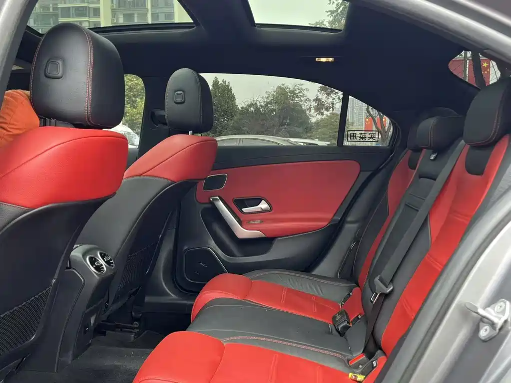 Mercedes-Benz A-Class AMG — миниатюра 2