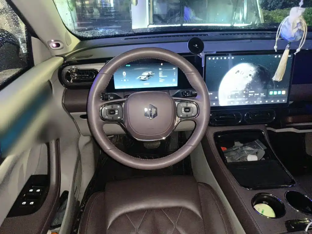 Leapmotor Leapmotor C11 — миниатюра 3