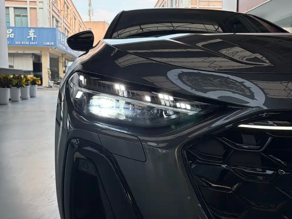 Audi A5L — миниатюра 8
