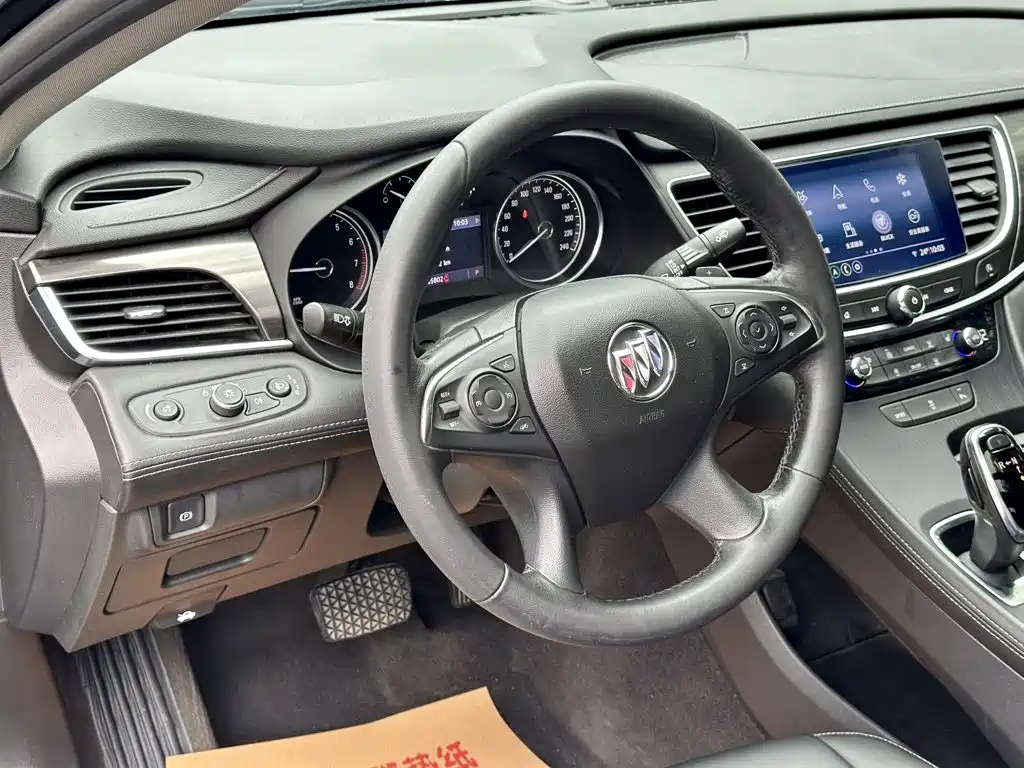Buick LaCrosse — миниатюра 11