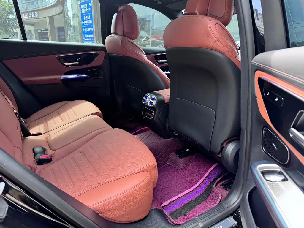Mercedes-Benz GLC — миниатюра 12