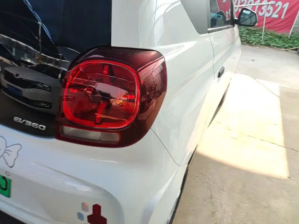 Roewe Clever — миниатюра 8