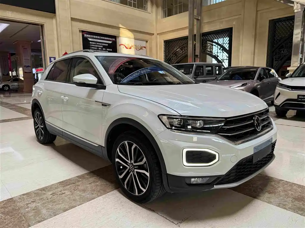 Volkswagen T-Roc — миниатюра 3