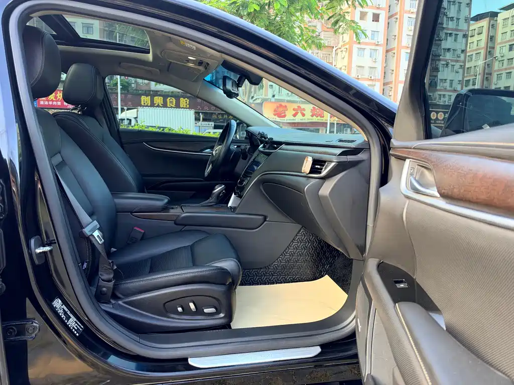 Cadillac XTS — миниатюра 14