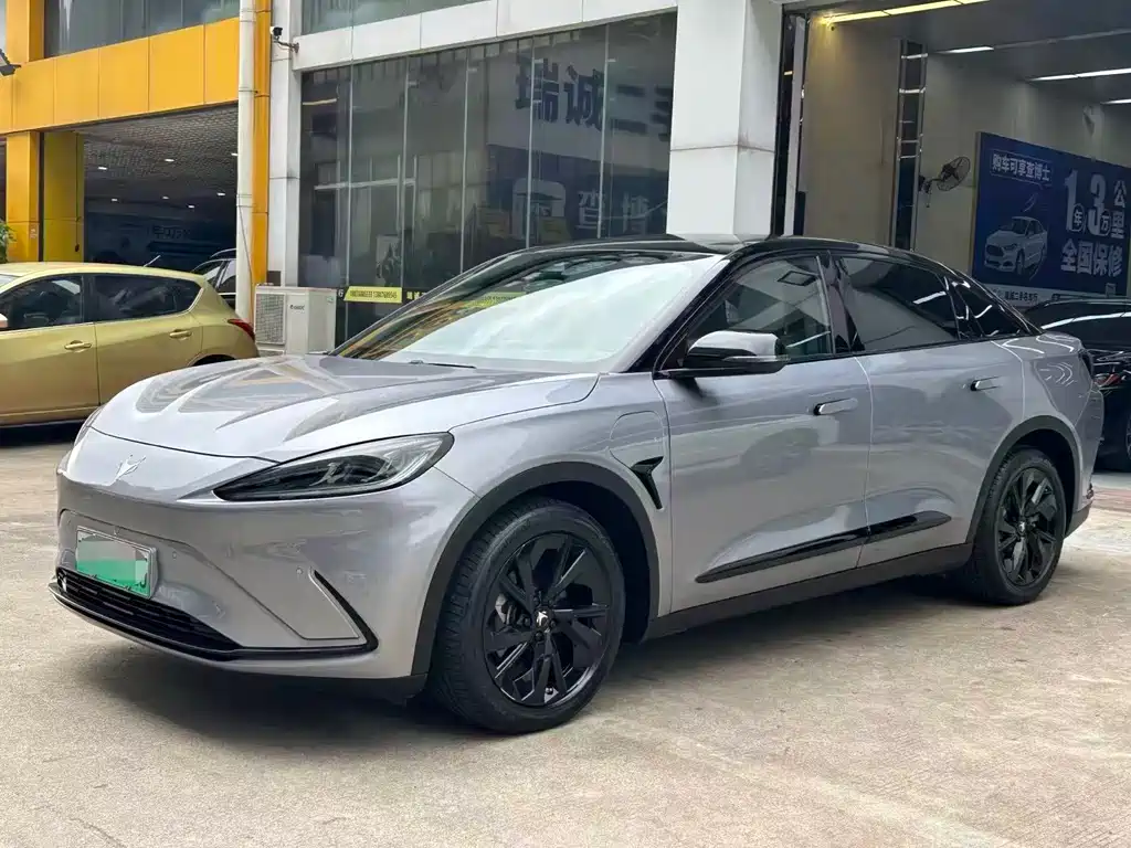 Arcfox Alpha S 2024
