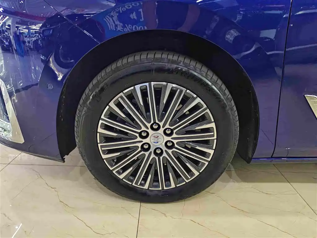 Buick GL8 Hybrid — миниатюра 10