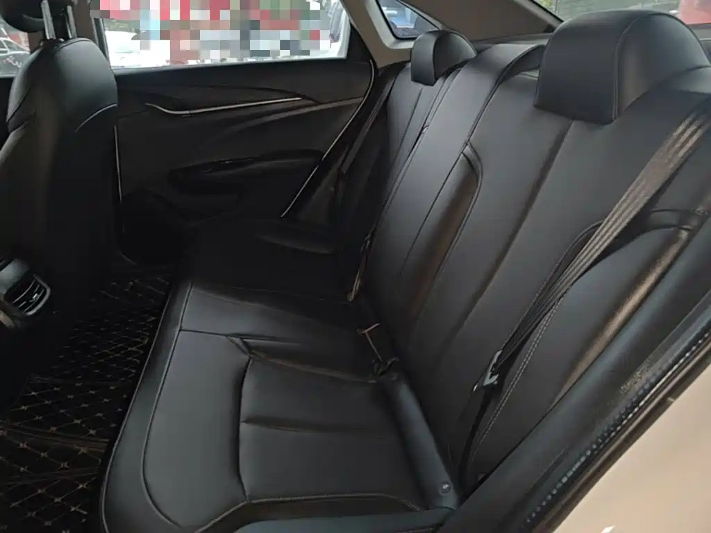 Buick Excelle — миниатюра 17