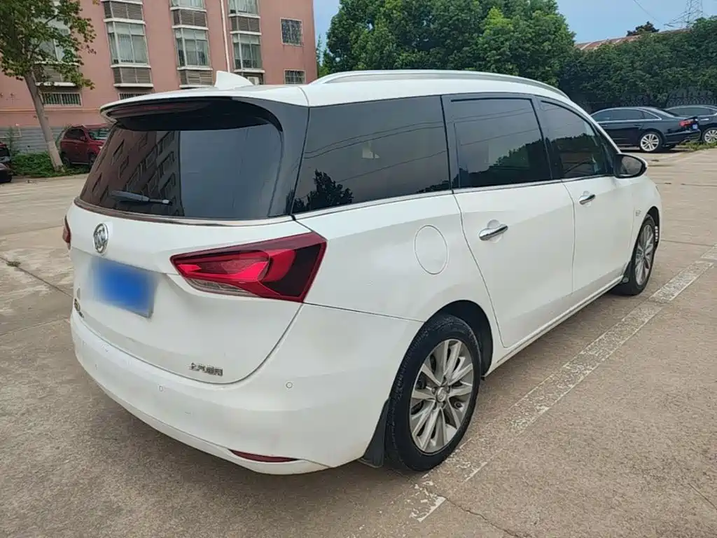 Buick GL6 — миниатюра 7