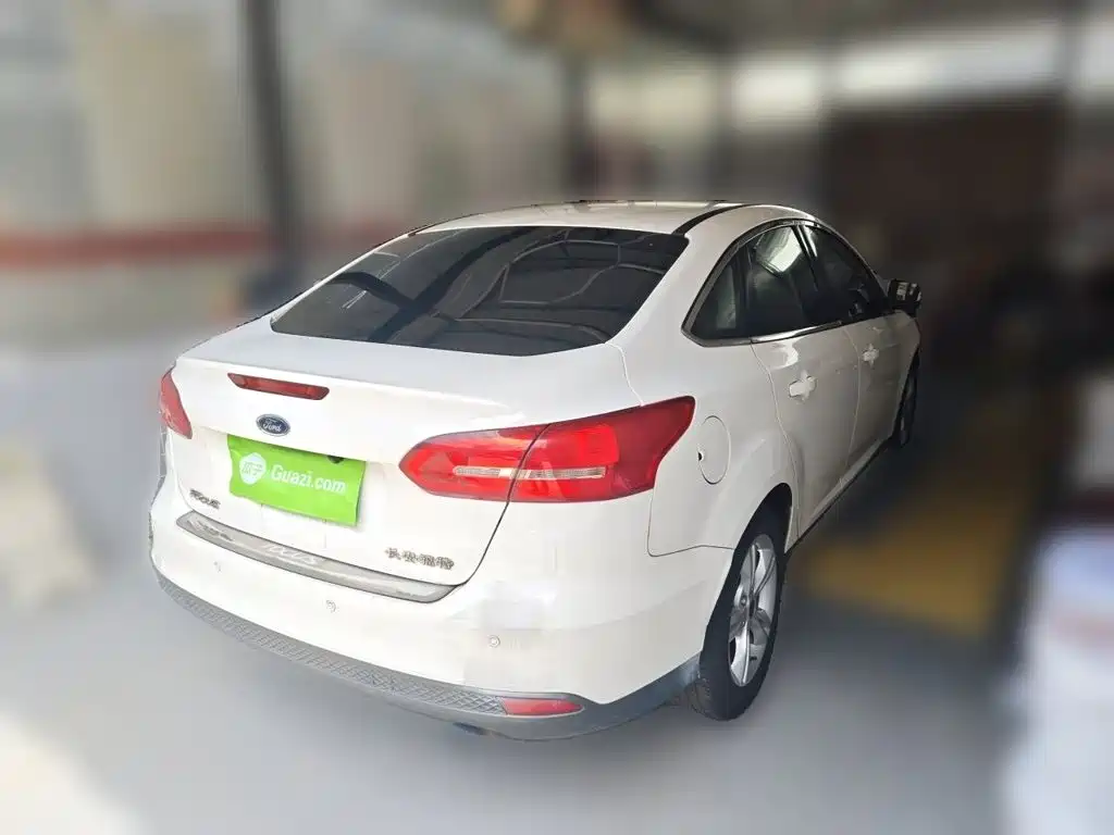 Ford Focus — миниатюра 5
