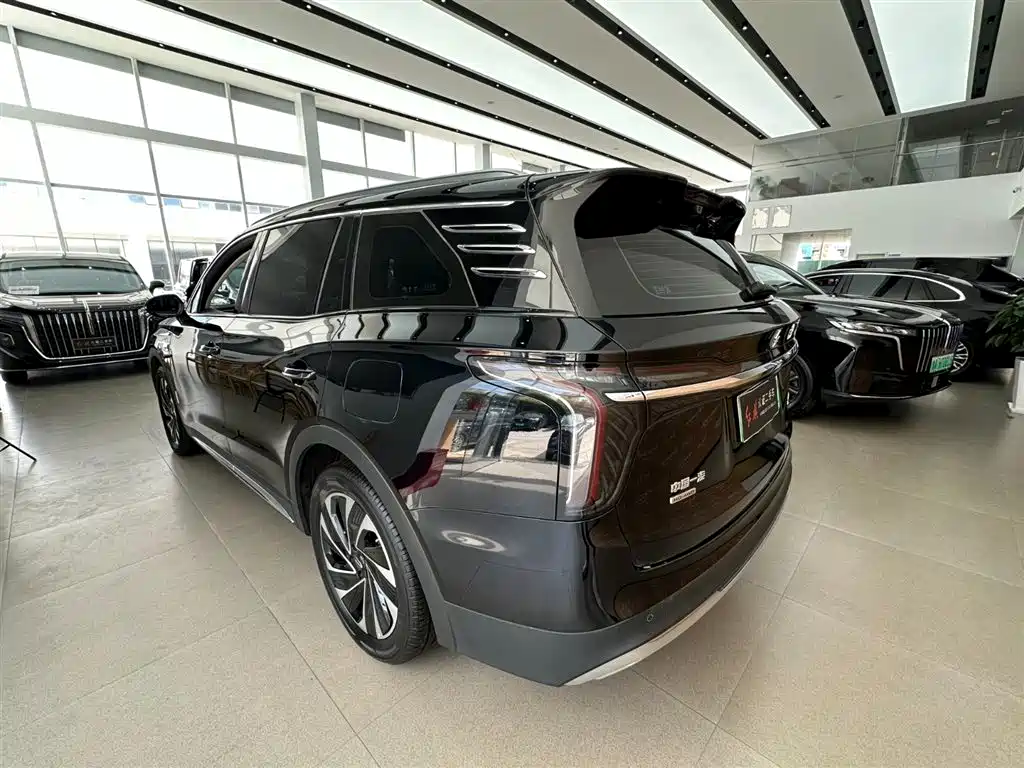 Hongqi Hongqi HS7 PHEV — миниатюра 8