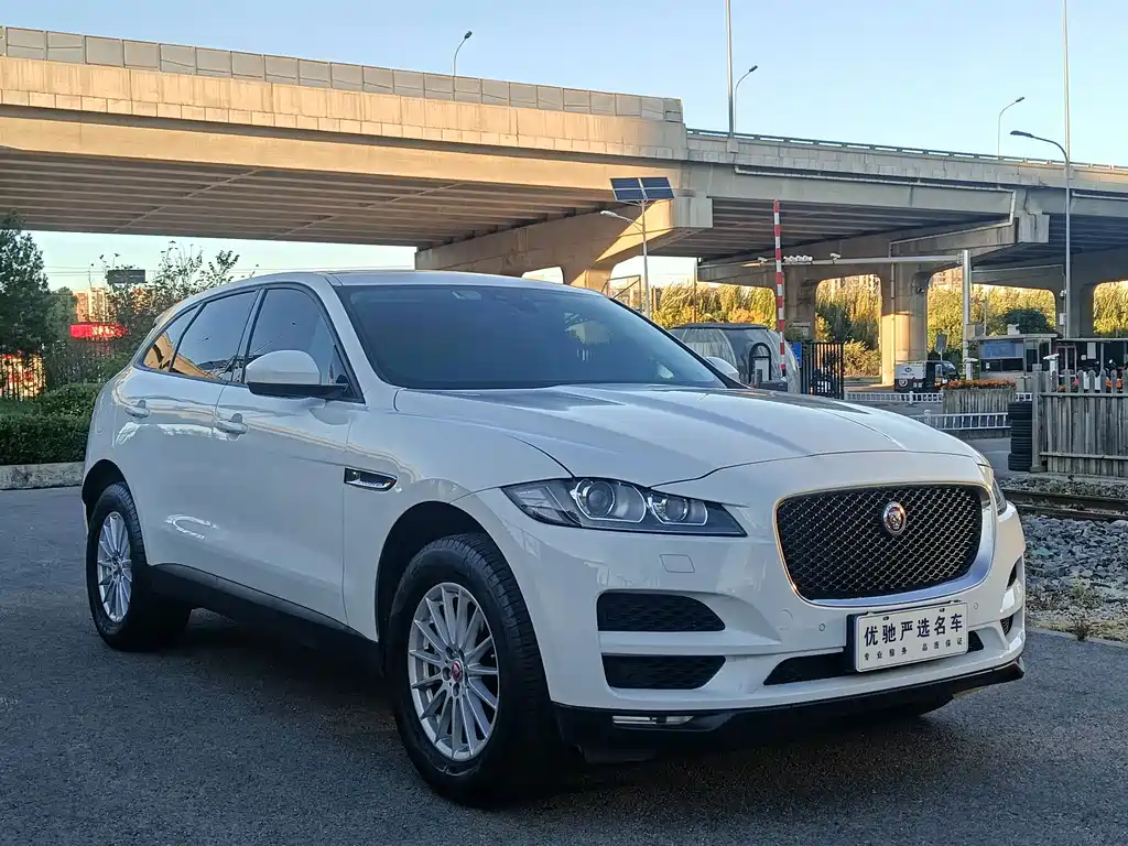 Jaguar F-PACE — миниатюра 4