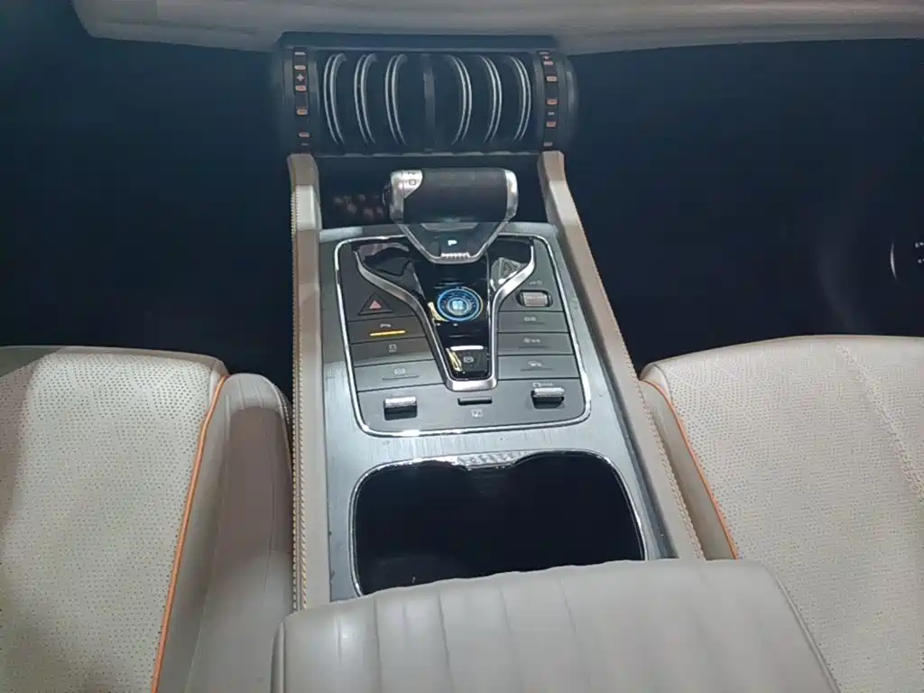 BYD Yuan Plus — миниатюра 14