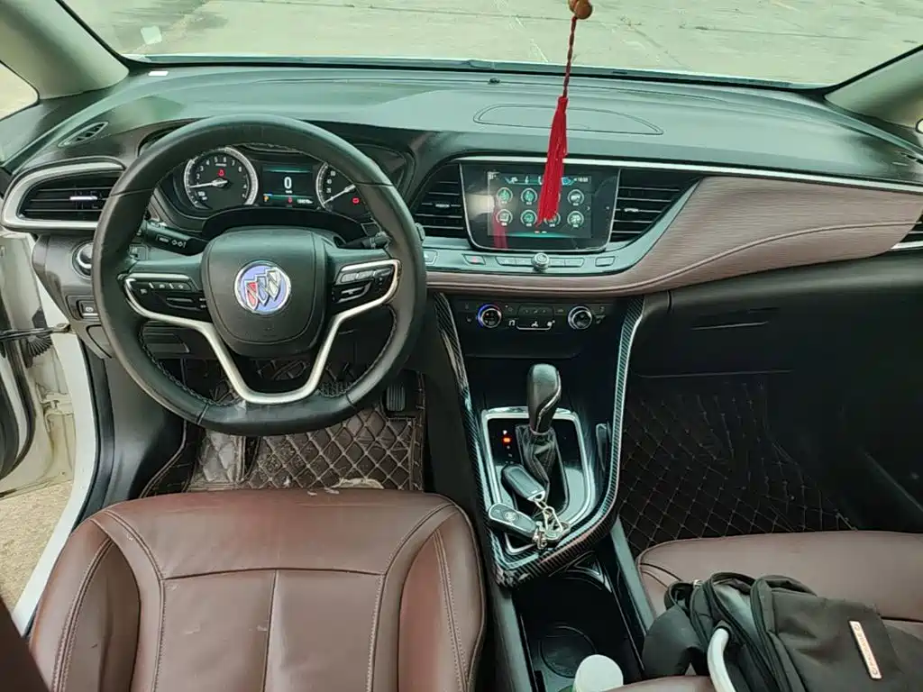 Buick GL6 — миниатюра 10