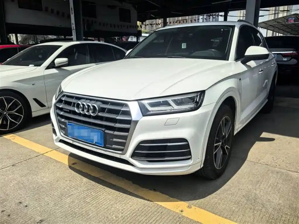 Audi Q5L 2019