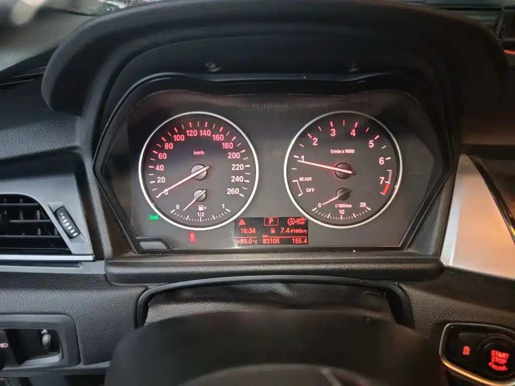 BMW 2 Series Active Tourer — миниатюра 12
