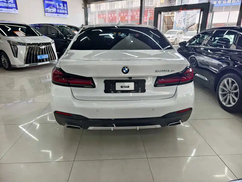 BMW 5 Series New Energy — миниатюра 19