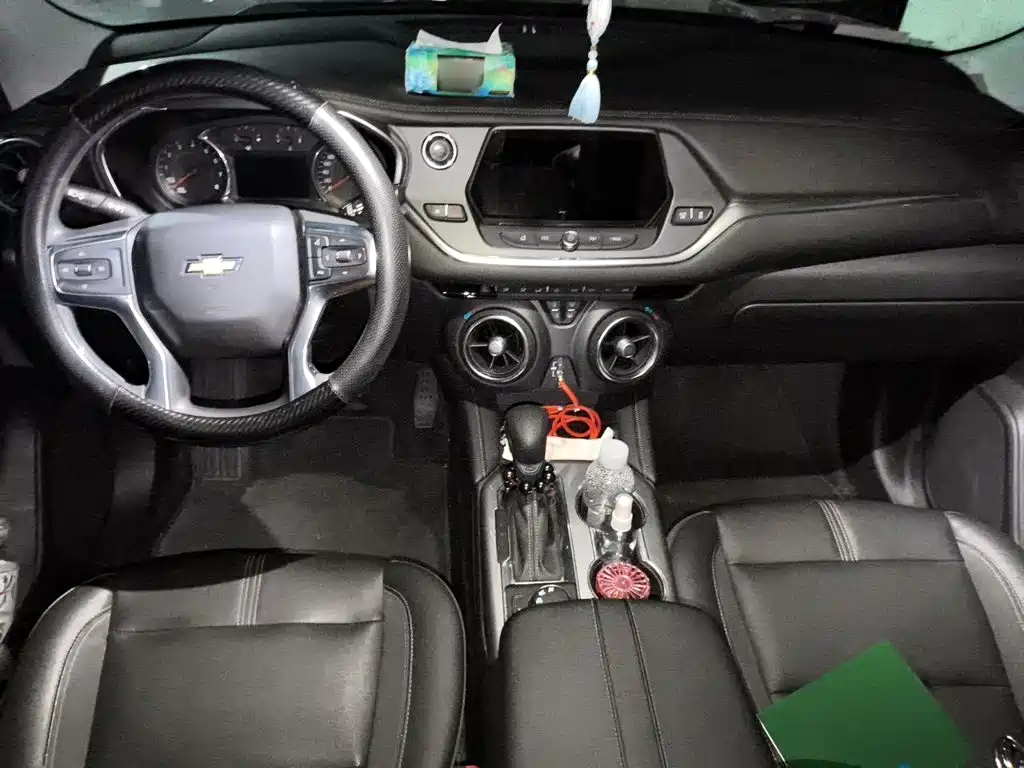 Chevrolet Blazer — миниатюра 13