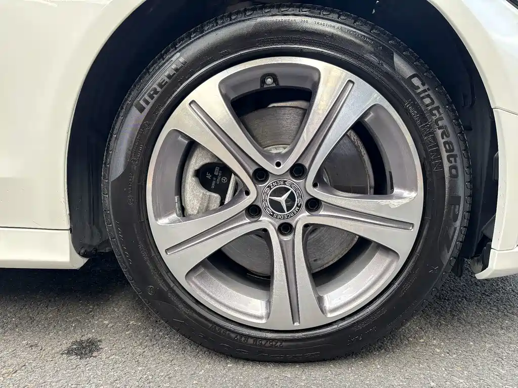 Mercedes-Benz C-Class — миниатюра 16