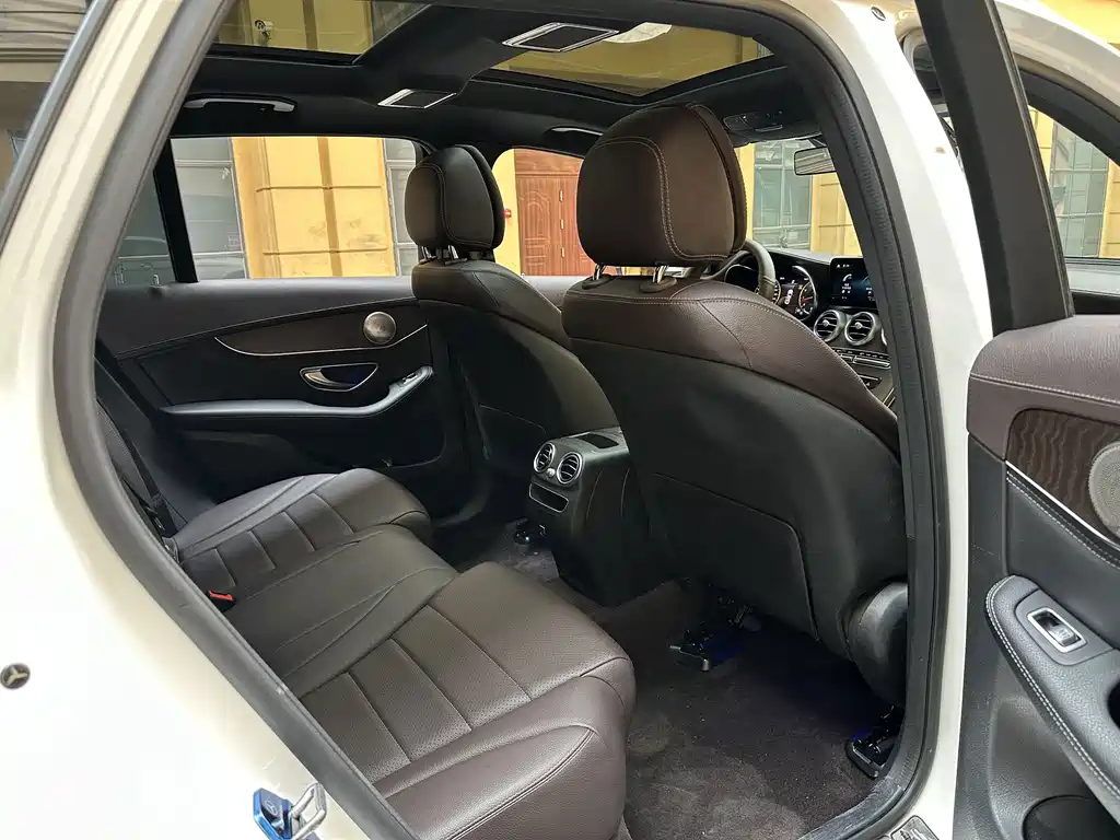 Mercedes-Benz GLC — миниатюра 11