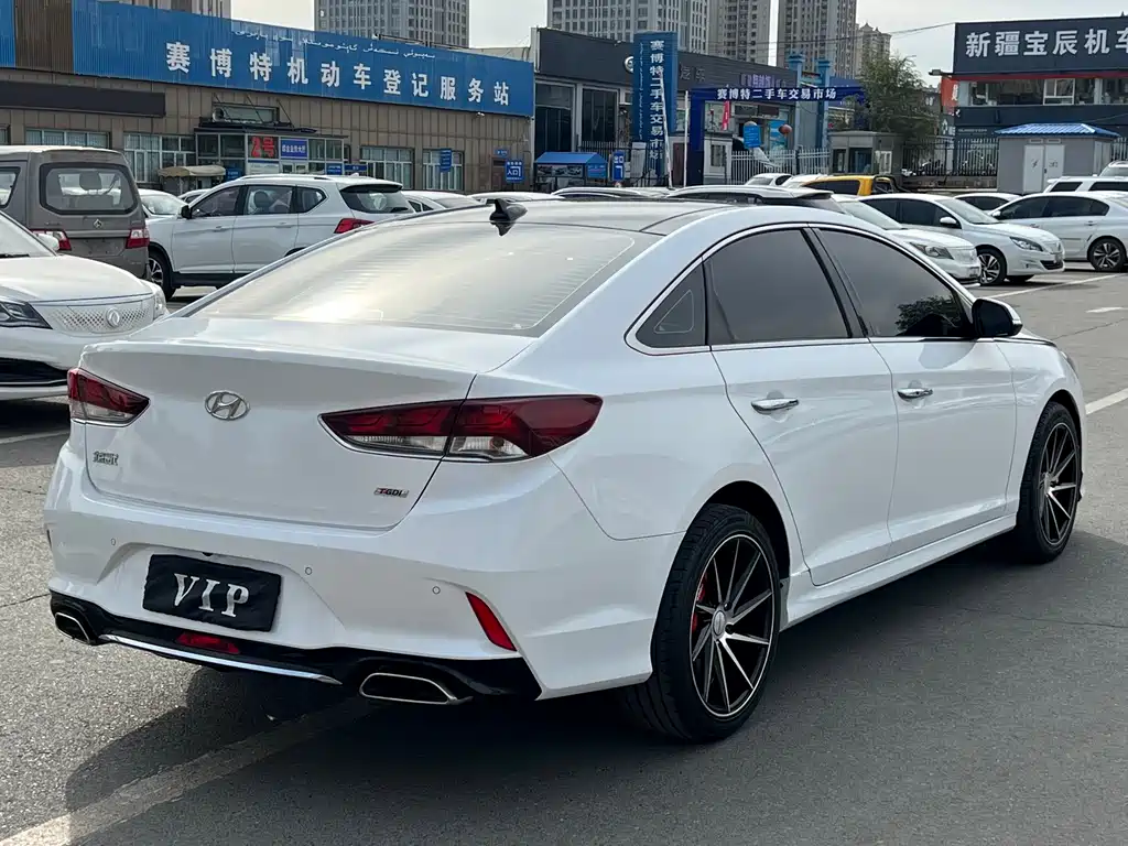 Hyundai Sonata — миниатюра 9