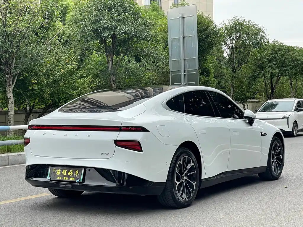 XPeng P7 — миниатюра 7