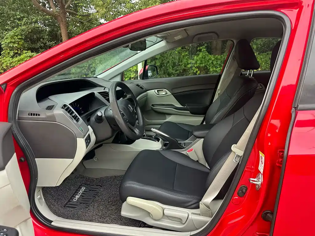 Honda Civic — миниатюра 6