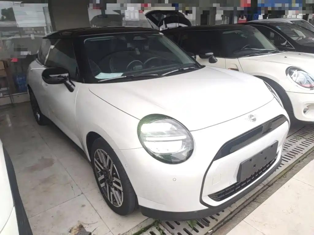 MINI MINI COOPER EV — миниатюра 4