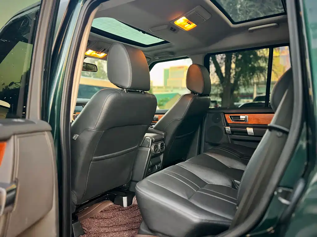 Land Rover Discovery — миниатюра 26