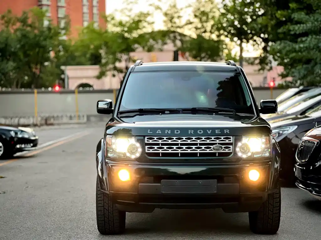 Land Rover Discovery — миниатюра 2