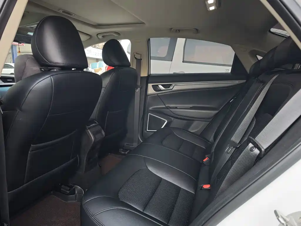 Geely Emgrand GL — миниатюра 6