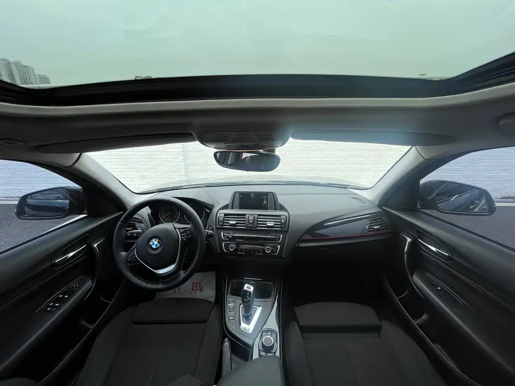 BMW 1 Series (Import) — миниатюра 12