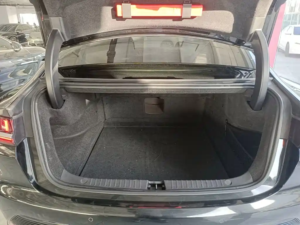 BYD Han — миниатюра 19